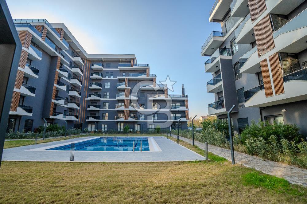 ÇİĞLİ BALATÇIK AZEL DELUXE SİTESİ'NDE HAVUZ CEPHELİ LÜKS SATILIK 2+1 DAİRE