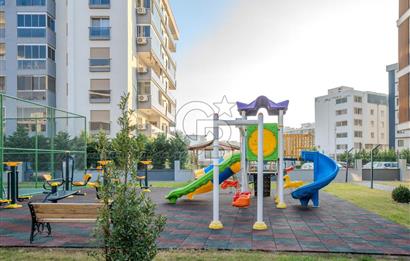 ÇİĞLİ BALATÇIK AZEL DELUXE SİTESİ'NDE HAVUZ CEPHELİ LÜKS SATILIK 2+1 DAİRE