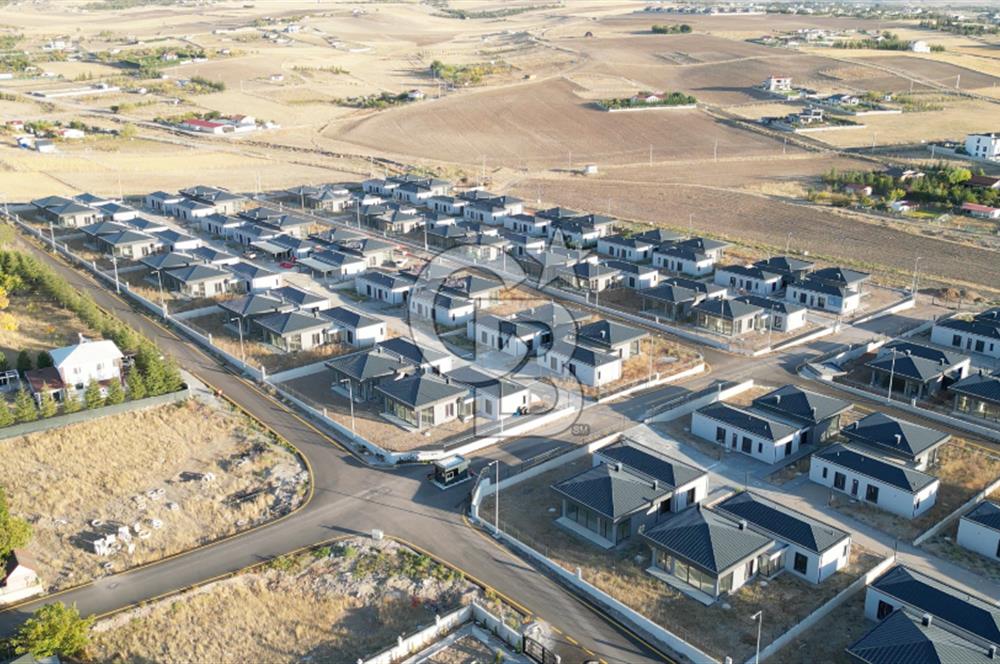 Gölbaşı Luna Sitesinde Satılık Tek Kat Villa 