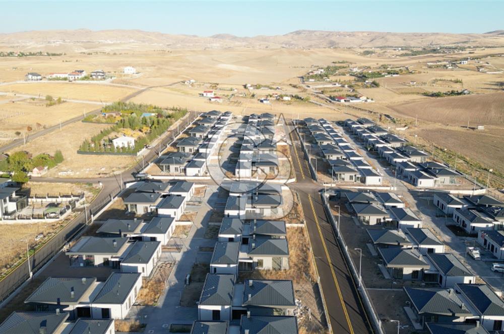 Gölbaşı Luna Sitesinde Satılık Tek Kat Villa 