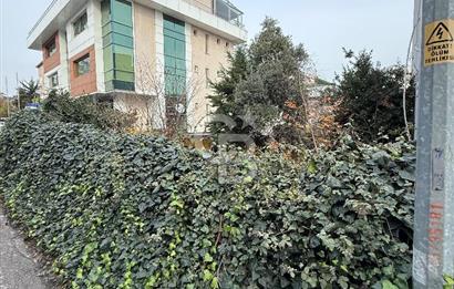 ATAŞEHİR BARBAROS’TA SATILIK ARSA