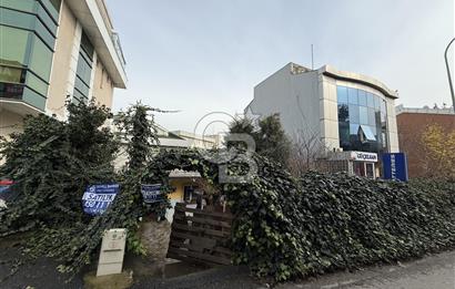 ATAŞEHİR BARBAROS’TA SATILIK ARSA