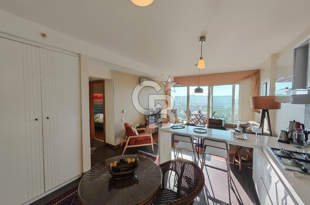 Karşıyaka Mavişehir Park Yaşam Satılık 1+1 Daire 14. Kat