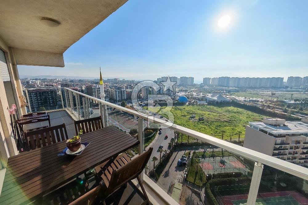 Karşıyaka Mavişehir Park Yaşam Satılık 1+1 Daire 14. Kat