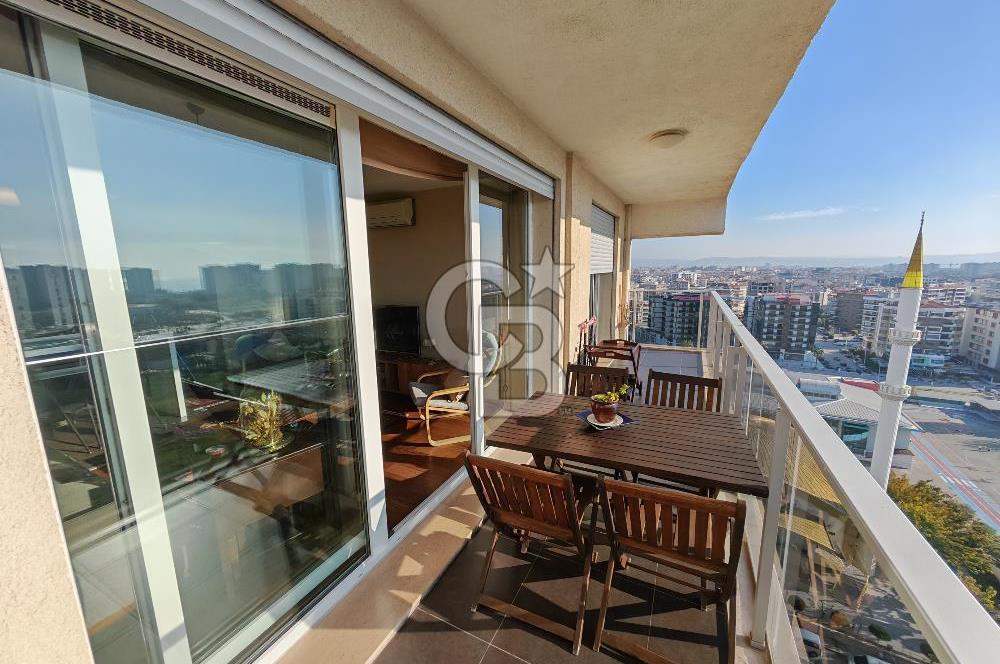 Karşıyaka Mavişehir Park Yaşam Satılık 1+1 Daire 14. Kat