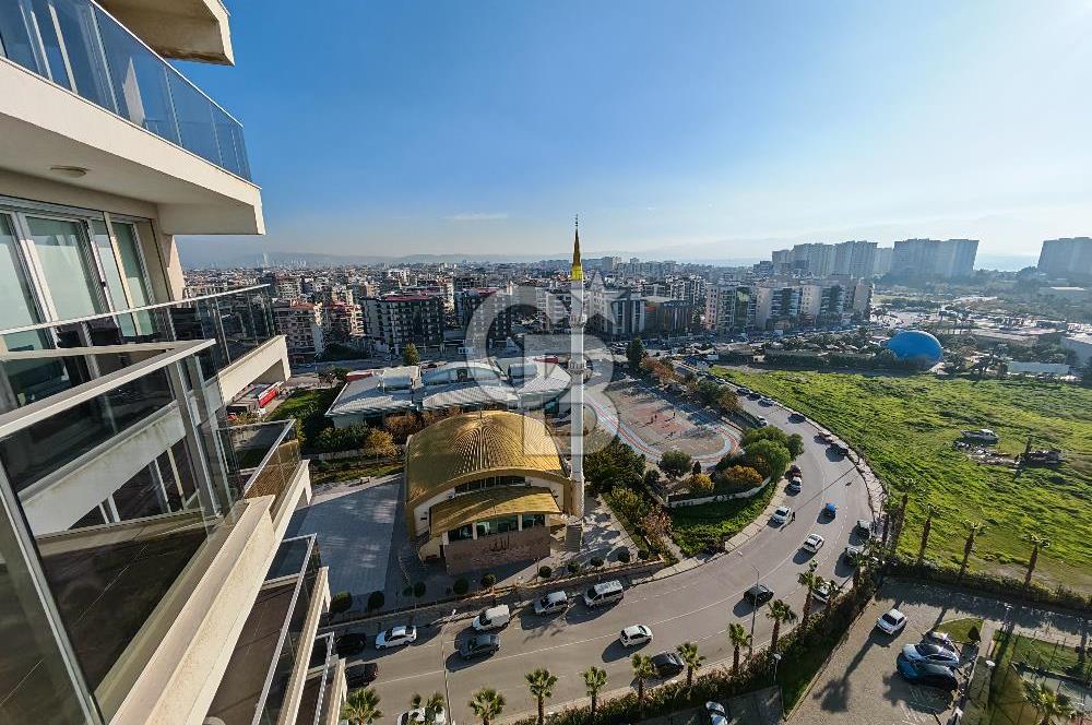 Karşıyaka Mavişehir Park Yaşam Satılık 1+1 Daire 14. Kat