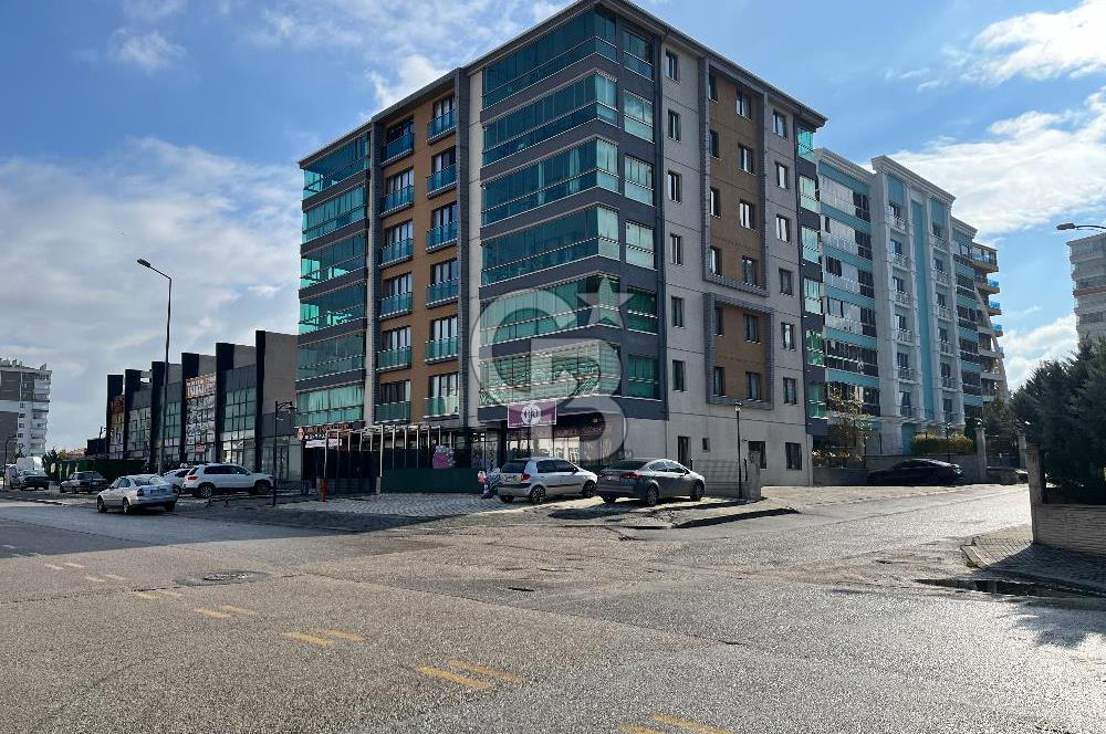 DOĞUM GÜNÜ, ÖZEL GÜN KUTLAMALARI VS. GİBİ BENZER AKTİVİTELERİN YAPILABİLECEĞİ ÍŞ YERİ