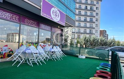 DOĞUM GÜNÜ, ÖZEL GÜN KUTLAMALARI VS. GİBİ BENZER AKTİVİTELERİN YAPILABİLECEĞİ ÍŞ YERİ