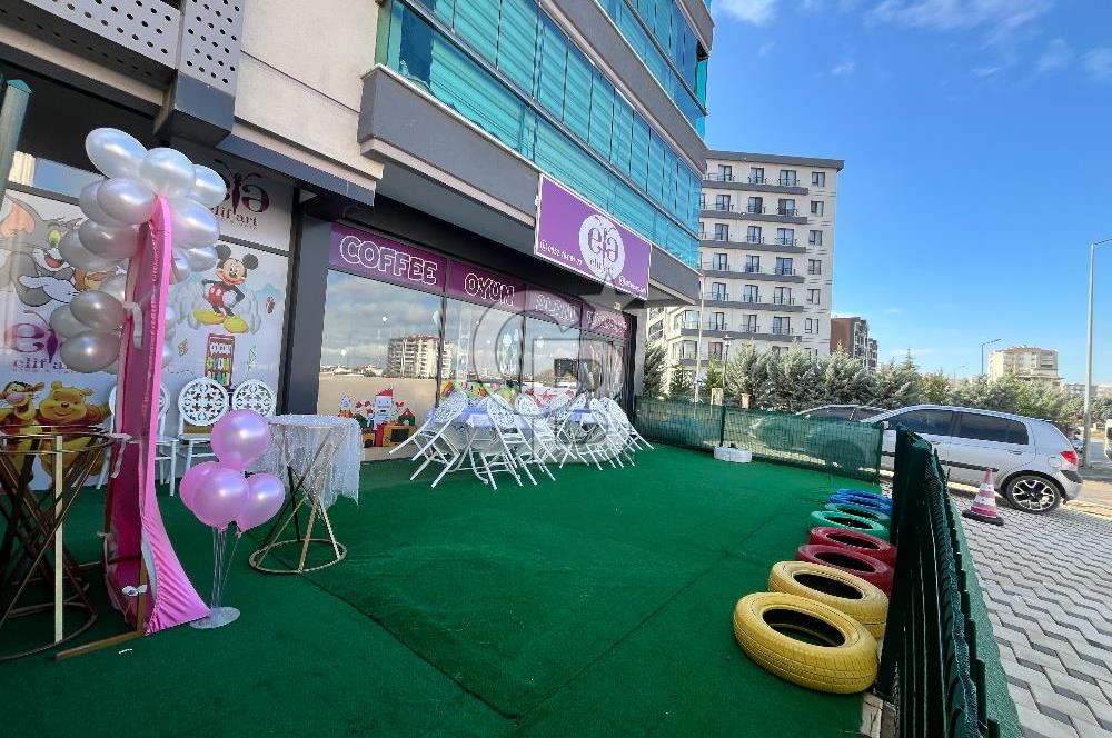 DOĞUM GÜNÜ, ÖZEL GÜN KUTLAMALARI VS. GİBİ BENZER AKTİVİTELERİN YAPILABİLECEĞİ ÍŞ YERİ