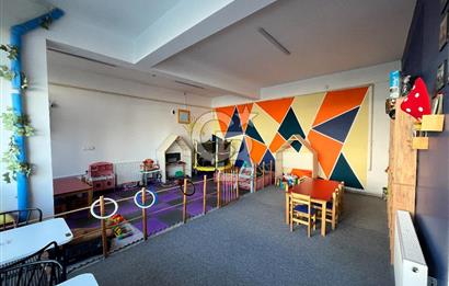 DOĞUM GÜNÜ, ÖZEL GÜN KUTLAMALARI VS. GİBİ BENZER AKTİVİTELERİN YAPILABİLECEĞİ ÍŞ YERİ