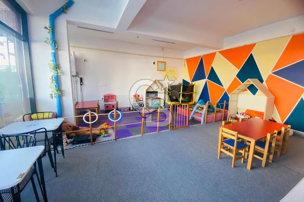 DOĞUM GÜNÜ, ÖZEL GÜN KUTLAMALARI VS. GİBİ BENZER AKTİVİTELERİN YAPILABİLECEĞİ ÍŞ YERİ