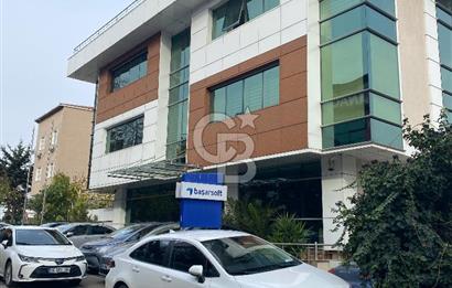 ATAŞEHİR BARBAROS’TA SATILIK ARSA