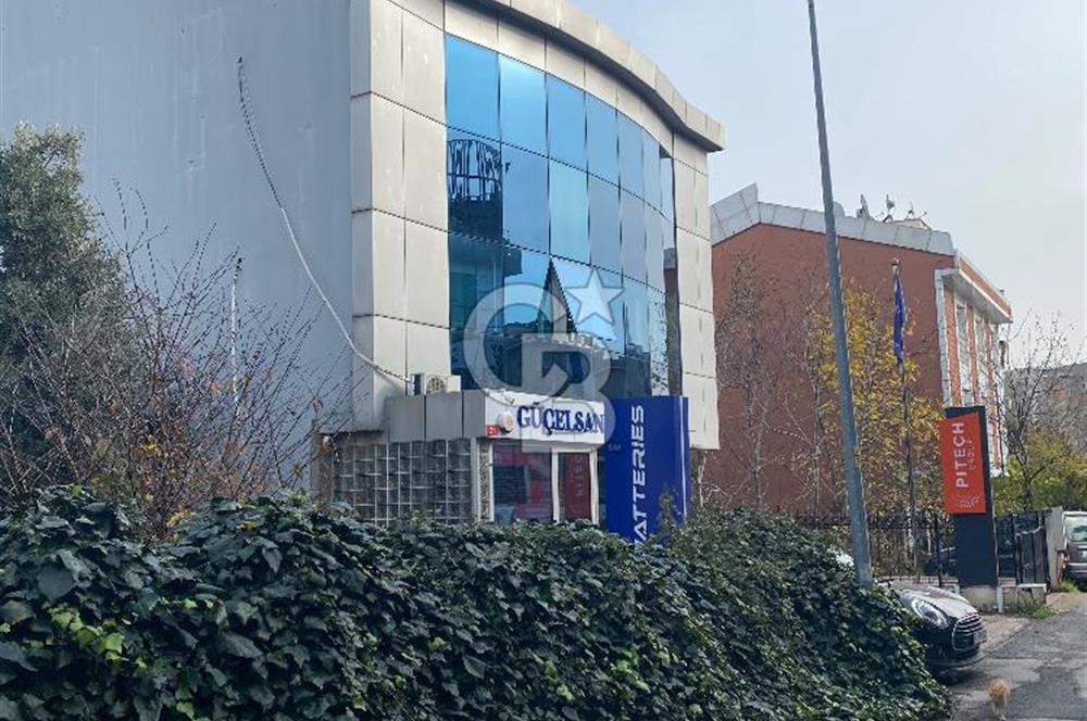 ATAŞEHİR BARBAROS’TA SATILIK ARSA