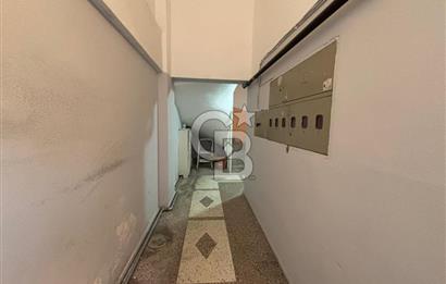 KARŞIYAKA BAHARİYE DE ARAKAT SATILIK 2+1 DAİRE