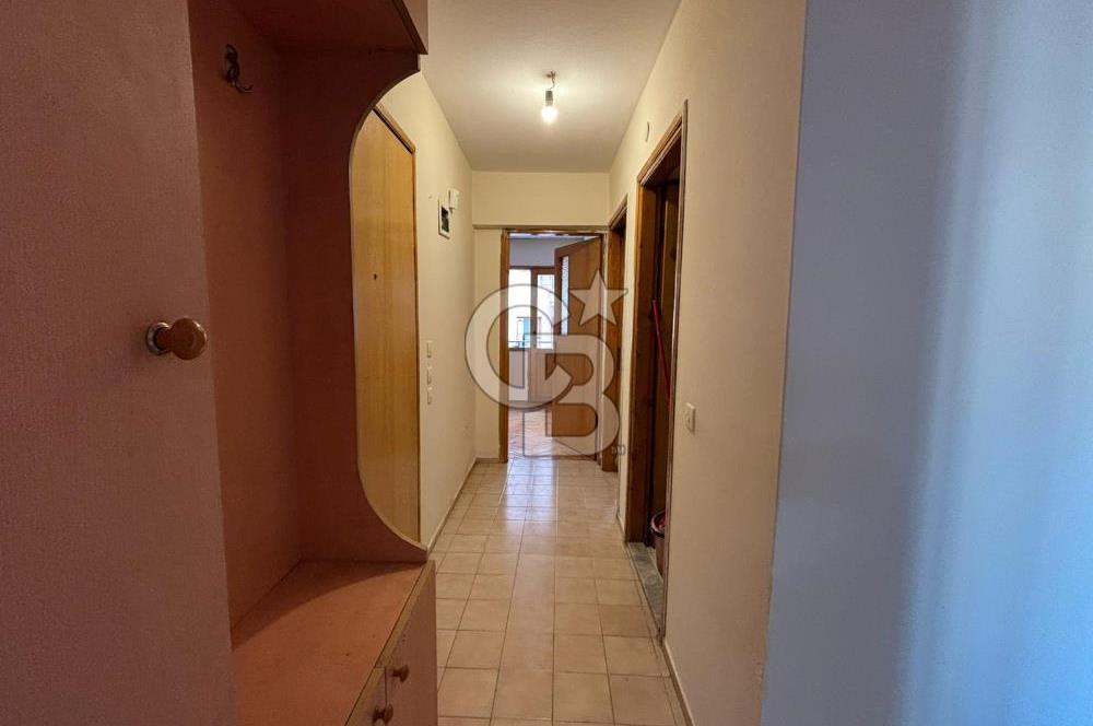KARŞIYAKA BAHARİYE DE ARAKAT SATILIK 2+1 DAİRE