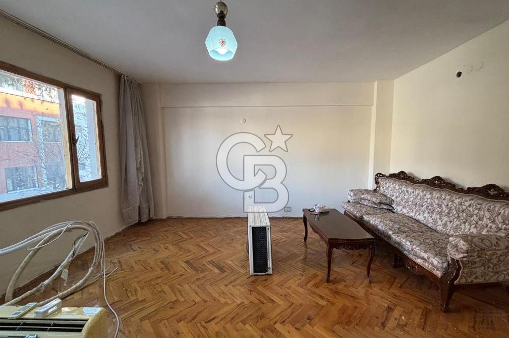 KARŞIYAKA BAHARİYE DE ARAKAT SATILIK 2+1 DAİRE