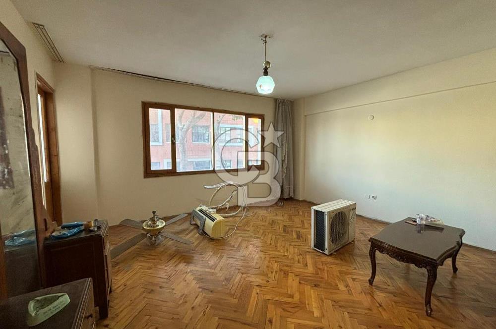 KARŞIYAKA BAHARİYE DE ARAKAT SATILIK 2+1 DAİRE