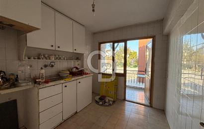 KARŞIYAKA BAHARİYE DE ARAKAT SATILIK 2+1 DAİRE