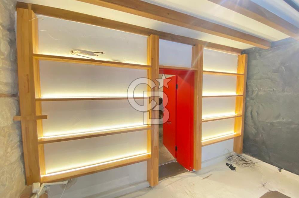 Urla Sanat Sokağında Kiralık Dükkan