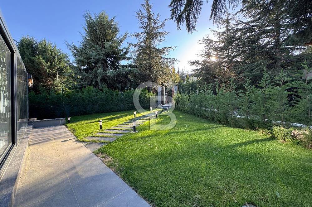 İNCEK KONAKLARINDA KÖŞE KONUMLU 5+2 MÜTHİŞ KİRALIK VİLLA