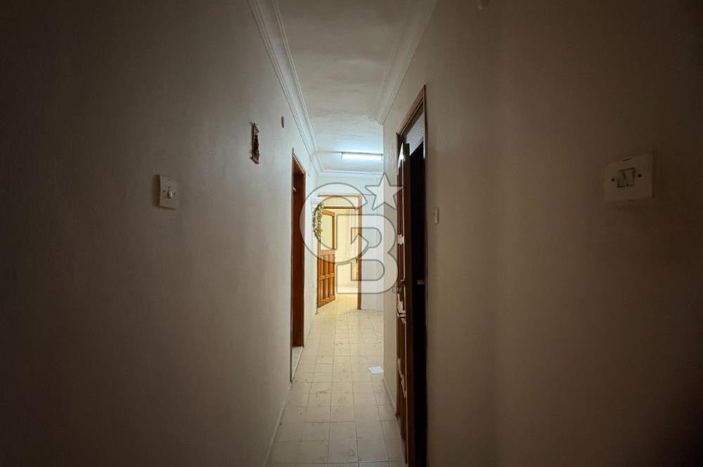 BORNOVA PINARBAŞI'NDA BALKONLU SATILIK 2+1 DAİRE