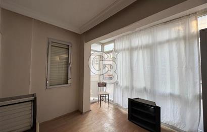 BORNOVA PINARBAŞI'NDA BALKONLU SATILIK 2+1 DAİRE