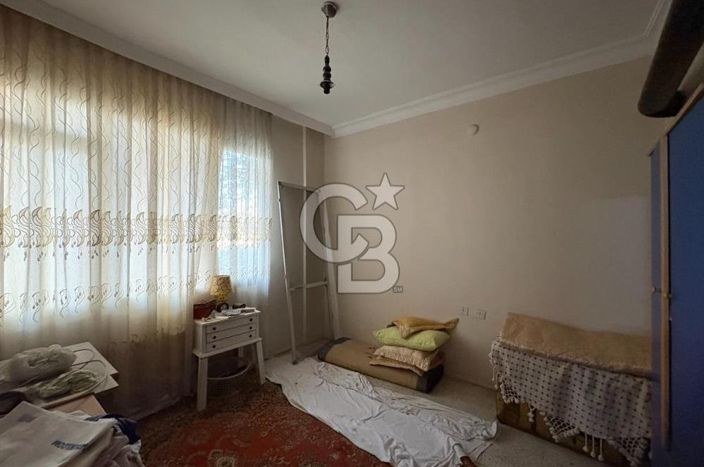 BORNOVA PINARBAŞI'NDA BALKONLU SATILIK 2+1 DAİRE