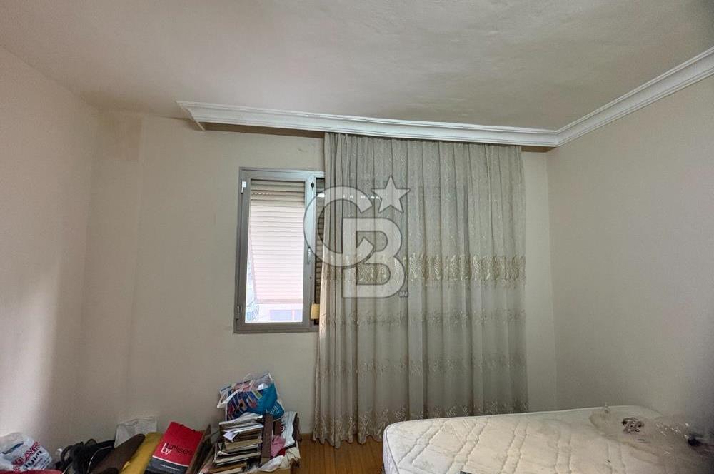 BORNOVA PINARBAŞI'NDA BALKONLU SATILIK 2+1 DAİRE