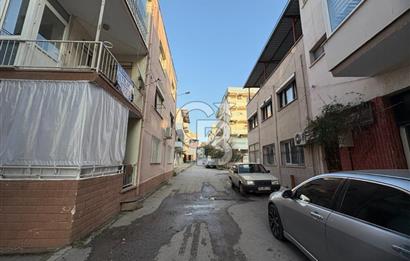 BORNOVA PINARBAŞI'NDA BALKONLU SATILIK 2+1 DAİRE