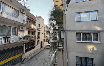 BORNOVA PINARBAŞI'NDA BALKONLU SATILIK 2+1 DAİRE