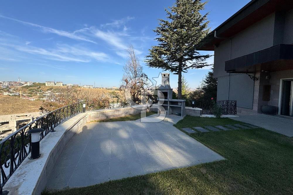 İNCEK KONAKLARINDA KÖŞE KONUMLU 5+2 MÜTHİŞ KİRALIK VİLLA