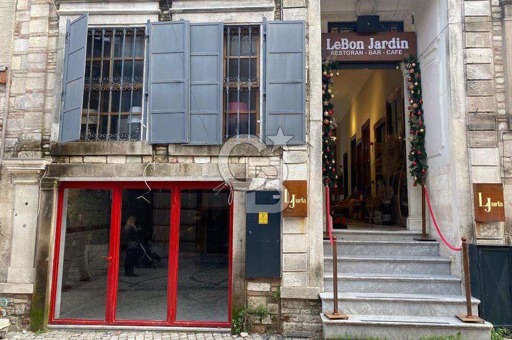 Urla Sanat Sokağında Kiralık Dükkan
