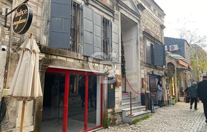 Urla Sanat Sokağında Kiralık Dükkan