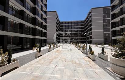 İPEKTAŞ CADDE'DE 1+1 LÜKS YAPILI ARA KAT KÖŞE DAİRE/OFİS