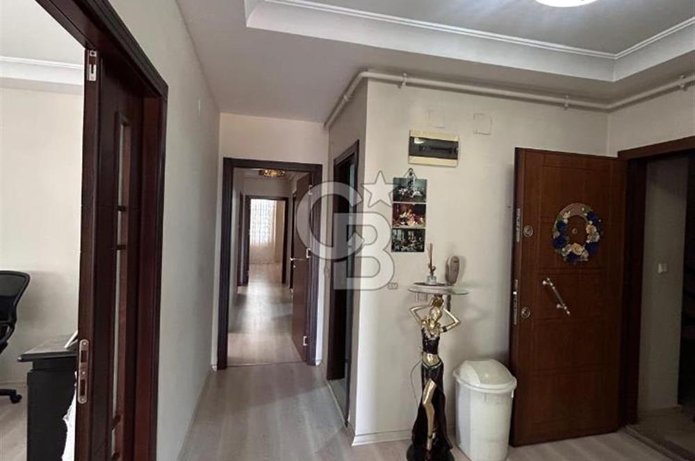 SİTEDE HASARSIZ İSKANLI SOSYAL DONATILI KİLERLİ YAPILI 4+1 DAİRE