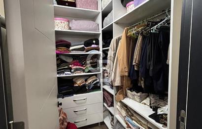 SARIÇAM GÜLTEPE'DE HASARSIZ YAPILI KAPALI MUTFAK 3+1 DAİRE