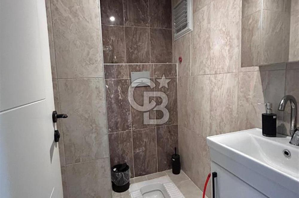 SARIÇAM GÜLTEPE'DE HASARSIZ YAPILI KAPALI MUTFAK 3+1 DAİRE