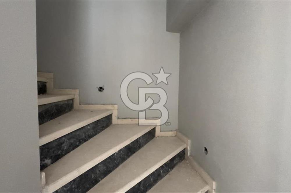 C.B. ROUTE | İSMETPAŞA'DA DENİZ MANZARALI SIFIR 4+1 DUBLEKS