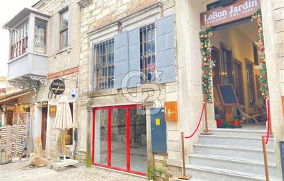Urla Sanat Sokağında Kiralık Dükkan