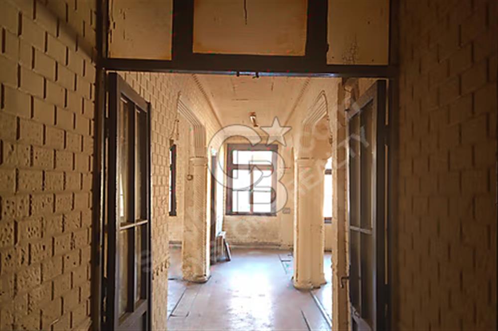  ULUS KONYA SOKAK’TA YATIRIMIN TAM KALBİNDE SATILIK BİNA