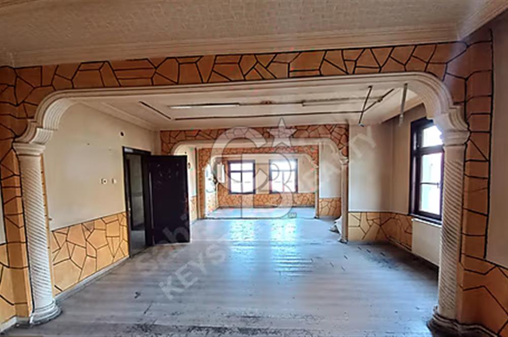  ULUS KONYA SOKAK’TA YATIRIMIN TAM KALBİNDE SATILIK BİNA