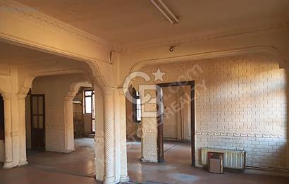  ULUS KONYA SOKAK’TA YATIRIMIN TAM KALBİNDE SATILIK BİNA