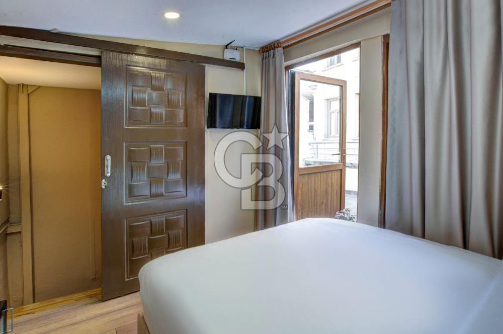 BEYOĞLU PERA KARAKTERİSTİK BİNA ŞAHANE TERASLI KİRALIK HOME OFİS