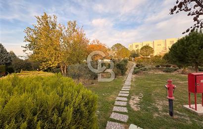 MUSELAND- 35. SOKAK'TA SATILIK 3+1 BODRUMLU 200 M2 BAHÇE DUBLEKS