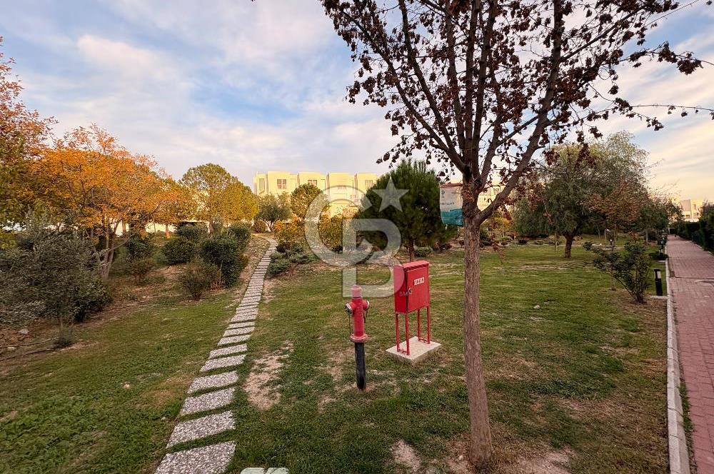 MUSELAND- 35. SOKAK'TA SATILIK 3+1 BODRUMLU 200 M2 BAHÇE DUBLEKS