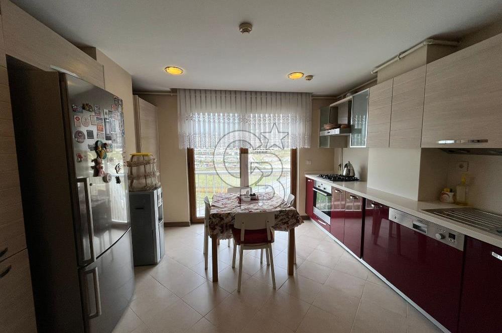 SPRADON TERAS EVLER'DE HAVUZ CEPHE GENİŞ TEMİZ 4+1 SATILIK DAİRE