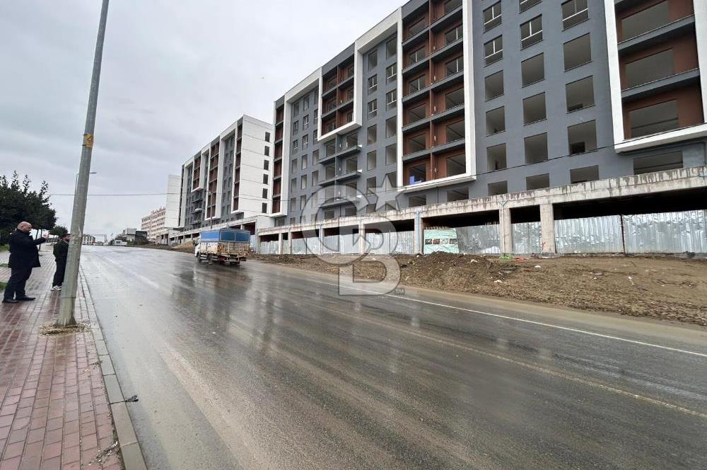 PANORAMA BULVAR SİLİVRİ SİTESİNDE SATILIK DÜZ AYAK DÜKKAN 