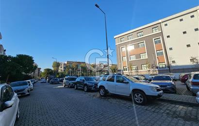 BOSTANLI'KALBİNDE MERKEZİ KONUMDA SATILIK DÜKKAN