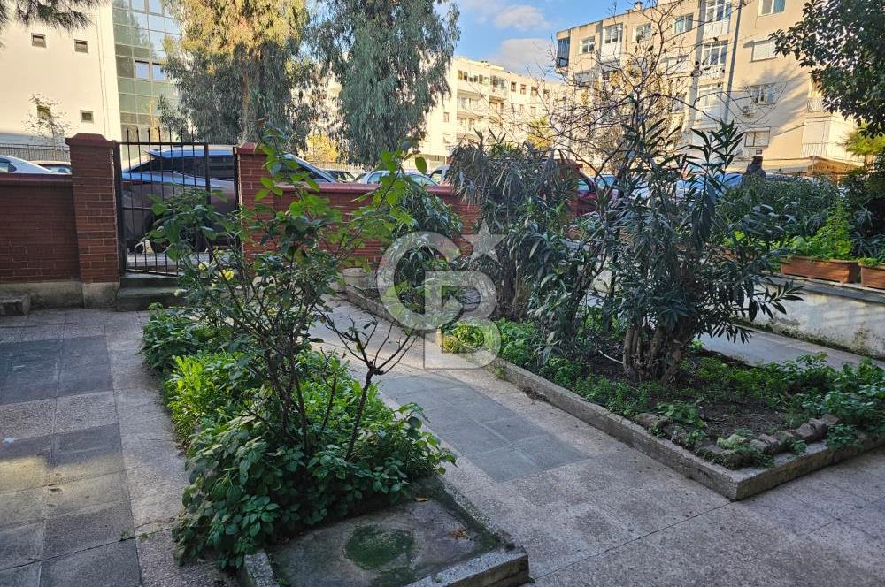 BOSTANLI'KALBİNDE MERKEZİ KONUMDA SATILIK DÜKKAN