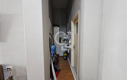 BOSTANLI'KALBİNDE MERKEZİ KONUMDA SATILIK DÜKKAN